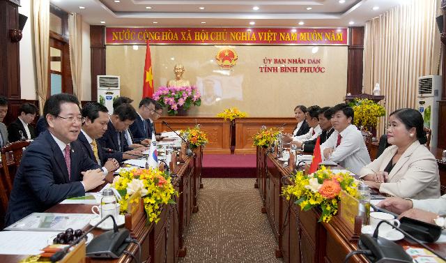 베트남 빈프억성과 우호협력 강화